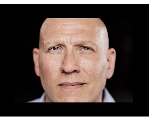 6 φωτογράφοι, 1 άτομο